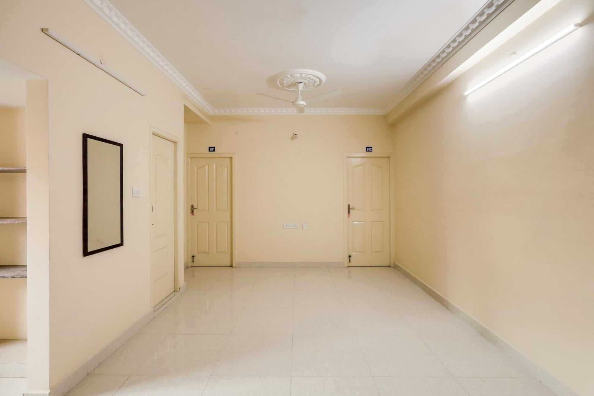 Hotel O K V R Residency - Elite Chennai Bagian luar foto